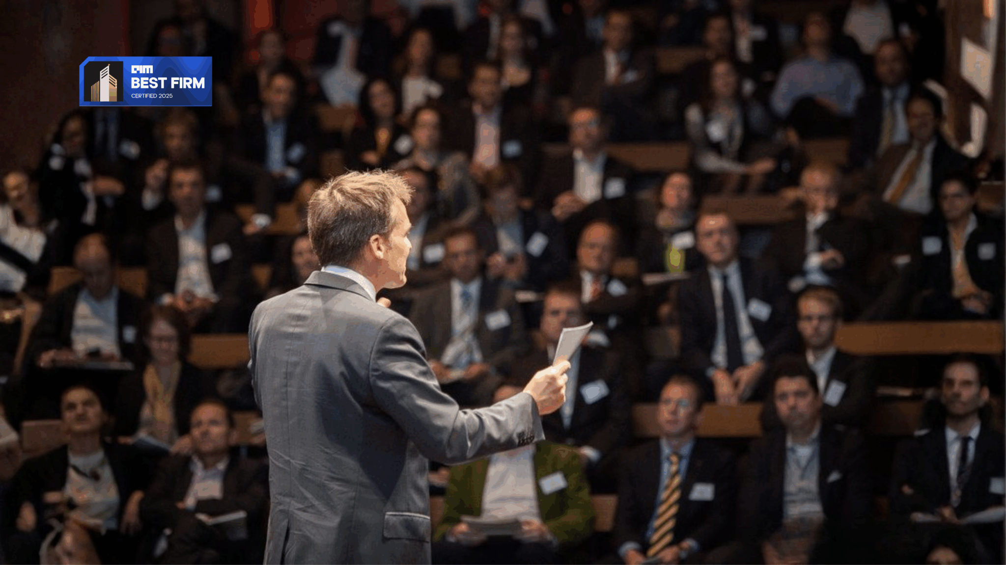 Managing Hybrid Human-AI Teams: What Leaders Must Do in 2025